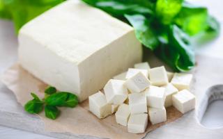 Top 10 thực phẩm giàu protein và ít calo giúp giảm cân an toàn nhất 