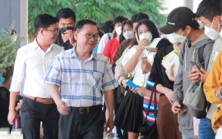 Nguyễn Nhật Ánh ký tặng hơn 1.000 độc giả