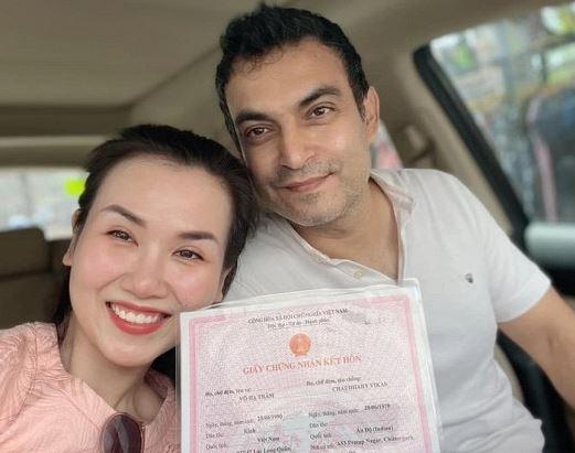 Tổ chức đám cưới gần 2 năm, Võ Hạ Trâm và chồng Ấn Độ mới đi đăng ký kết hôn